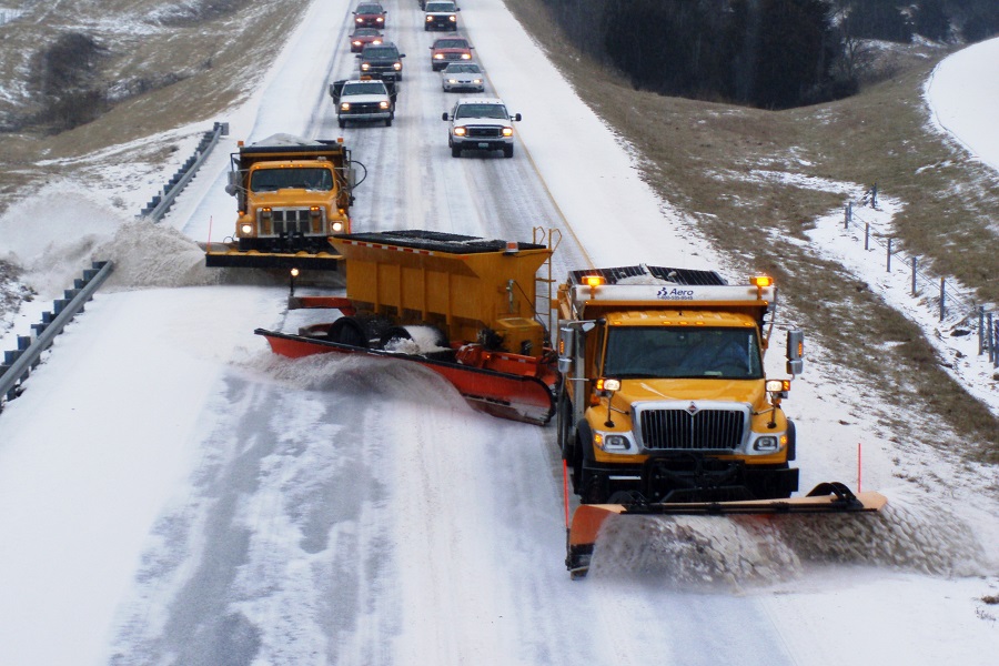 How GPS Tracking Software in Pakistan Can Improve Snowplow Operations